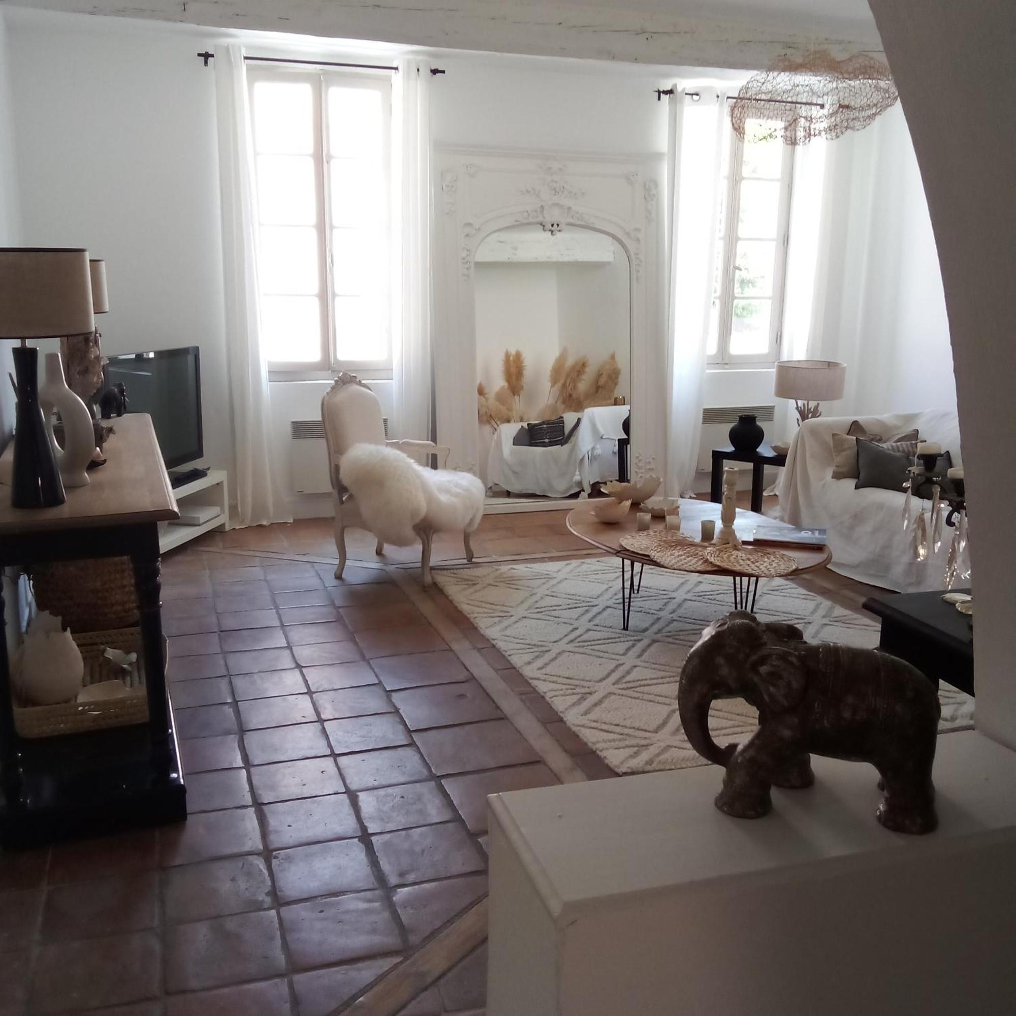 La Maison Perchee Aigues-Mortes Room photo